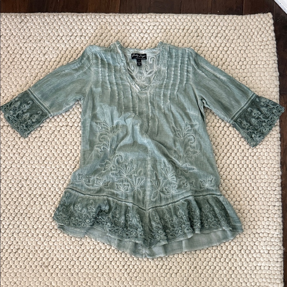 Gretty Zueger 100% Cotton Sage Green Embroidered V-Neck Tunic